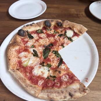 Fat Olives - Margarita pizza - Pizza Near Me - Flagstaff, Arizona