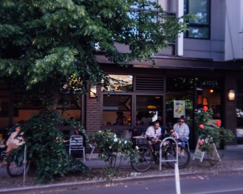 Human People Beer Cafe by null