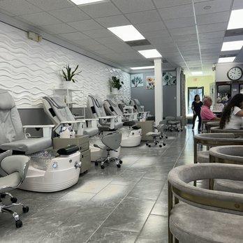 La Bella Nail Salon - Nail Salons Near Me - Savannah, Georgia La Bella Nail Salon - Nail Salons Near Me - Savannah, Georgia