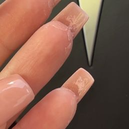 Worst nails of my life , worst experience false advertising