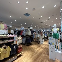 Uniqlo - Florida Mall