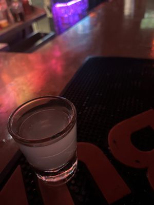 Edna's by null