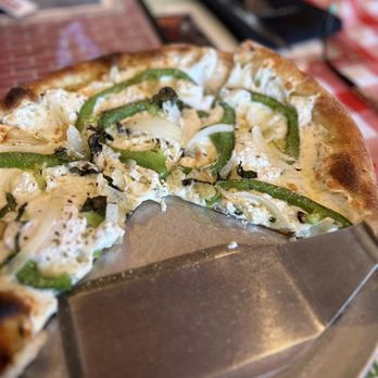 Brooklyn's Pizzeria - Personal white Pizza with onions and peppers - Pizza Near Me - Ridgewood, New Jersey Brooklyn's Pizzeria - Personal white Pizza with onions and peppers - Pizza Near Me - Ridgewood, New Jersey