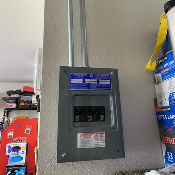 Energetic Licensed Electrician - Electricians Near Me - Grand Prairie, Texas Energetic Licensed Electrician - Electricians Near Me - Grand Prairie, Texas