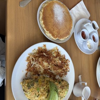 5800 North Cafe - Omelette, hashbrowns and pancakes. - Breakfast & Brunch Near Me - Chicago, Illinois