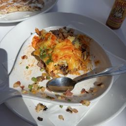 Meat lovers skillet with cheddar cheese and no bell peppers