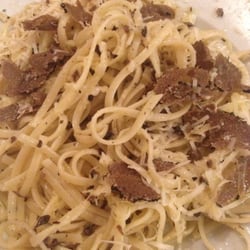 Mamma Mia Pizzeria - Salumeria - Linguine mit Wintertrüffel und Parmesan! Bei Nino ein Traum!!! Danke dir zum wiederholten mal...