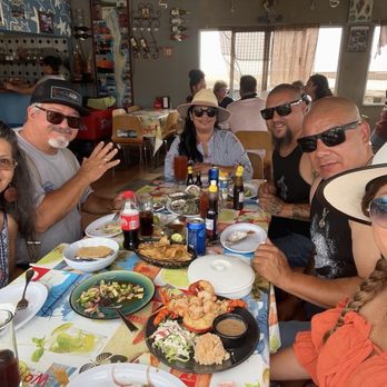 Mariscos La Estrella - Seafood Near Me - Rosarito, BCN