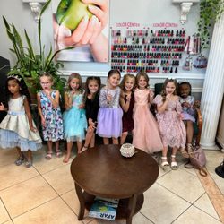 Nail Palace