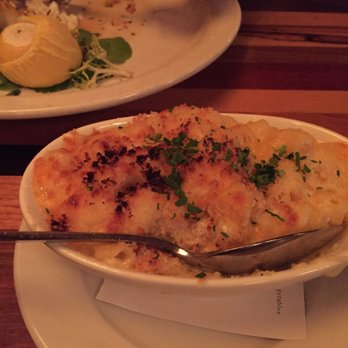Neighborhood Services - Mac n' cheese - New American Near Me - Dallas, Texas