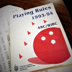 Rollaway Lanes & Lounge - Have the rules REALLY change since I last went bowling?