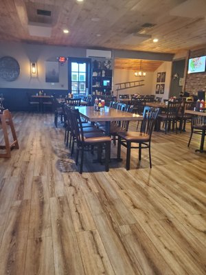 The Refinery Restaurant & Market by null