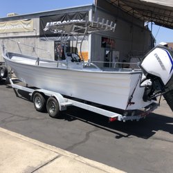 Sunset Marine - New Evinrude G2 175HP rigged on this Ponga.