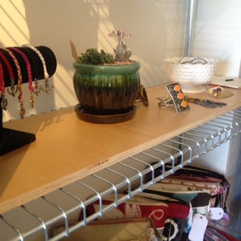 Gold Salon and Boutique - Jewelry - Hair Stylists Near Me - Long Beach, California Gold Salon and Boutique - Jewelry - Hair Stylists Near Me - Long Beach, California
