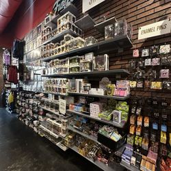 Hot Topic