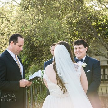 Short and Sweet Weddings - Officiant: David Tropea, Venue: Villa Antonia, Photography: Svetlana Photography www.LanaFoto.com - Officiants Near Me - Round Rock, Texas Short and Sweet Weddings - Officiant: David Tropea, Venue: Villa Antonia, Photography: Svetlana Photography www.LanaFoto.com - Officiants Near Me - Round Rock, Texas