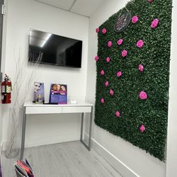 Bare Laser Center