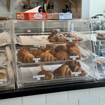 Coffee Lab & Roasters - Croissants - Coffee & Tea Near Me - Chicago, Illinois