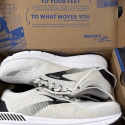 Foot Solutions McAllen - Brooks addiction GTS15
