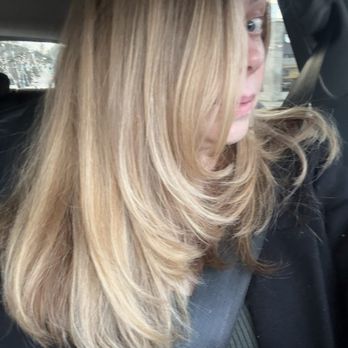 Lilt salon - Nice golden blonde, connected layers, and healthy hair prior. - Hair Salons Near Me - Seattle, Washington Lilt salon - Nice golden blonde, connected layers, and healthy hair prior. - Hair Salons Near Me - Seattle, Washington