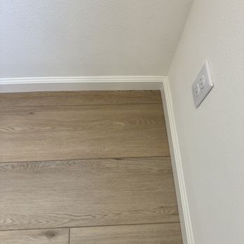 Lam's Flooring - Flooring Near Me