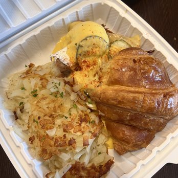 La Provence - Cubano Benedict - Bakeries Near Me - Vancouver, Washington La Provence - Cubano Benedict - Bakeries Near Me - Vancouver, Washington