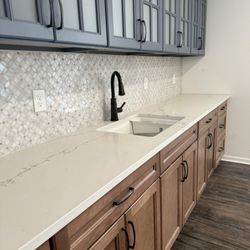3 Lee's Construction & Handyman Services