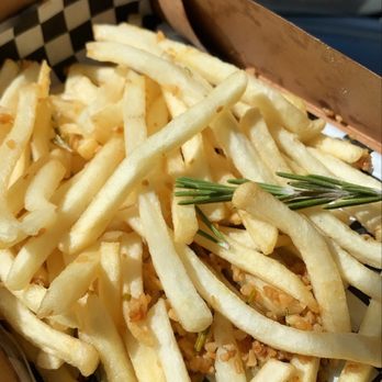 Patty Meets Bun - Food Trucks Near Me - Temple City, California