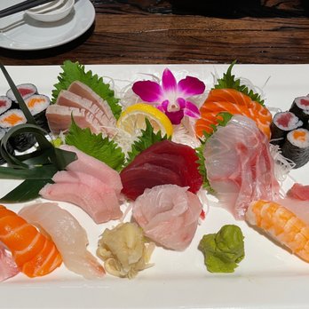 Mori Sushi - Sushi and sashimi platter - Sushi Bars Near Me - Newport, Rhode Island