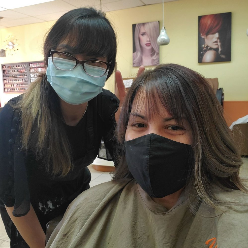 Sunshine Salon - There she is! my favorite hairstylist Diane! love her - Hair Salons Near Me - Carson, California Sunshine Salon - There she is! my favorite hairstylist Diane! love her - Hair Salons Near Me - Carson, California