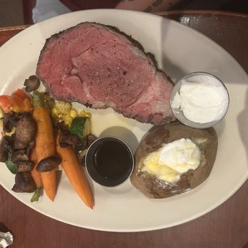 Black Angus Steakhouse - Prime rib - Steakhouses Near Me - Temecula, California Black Angus Steakhouse - Prime rib - Steakhouses Near Me - Temecula, California
