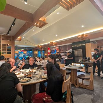 Nong Geng Ji - Inside - Chinese Near Me - Queens, New York