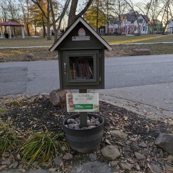 Better Homes And Gardens - Better Homes and Gardens Real Estate Little Free Library, Bentonville - Community Book Box Near Me - Bentonville, Arkansas Better Homes And Gardens - Better Homes and Gardens Real Estate Little Free Library, Bentonville - Community Book Box Near Me - Bentonville, Arkansas