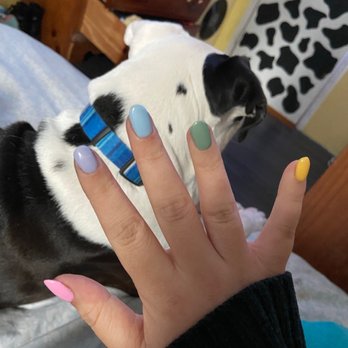 Luna Luxe Nail Loft - Nail Salons Near Me - Tampa, Florida