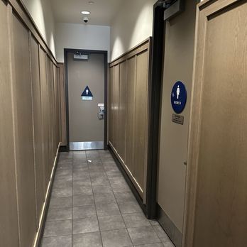 Chick-fil-A - Restrooms - Fast Food Near Me - Los Angeles, California