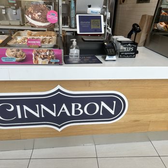 Cinnabon - Bakeries Near Me - Torrance, California