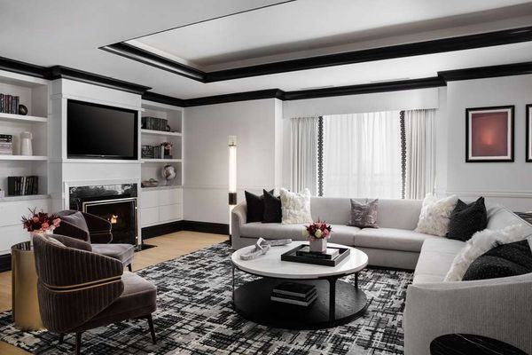Waldorf Astoria Chicago by null
