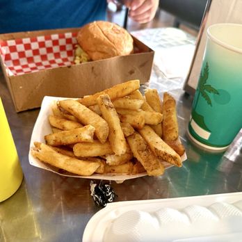 Betty's Burgers Joint - Large French Fries - Burgers Near Me - Honolulu, Hawaii Betty's Burgers Joint - Large French Fries - Burgers Near Me - Honolulu, Hawaii