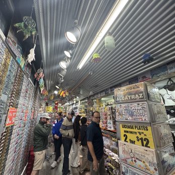 Magnetron - Inside store - Flowers & Gifts Near Me - San Francisco, California Magnetron - Inside store - Flowers & Gifts Near Me - San Francisco, California