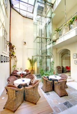 Three Storks by null