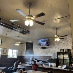 B S Coffee Shop - Interior view