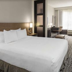 Hyatt Place Dallas/Arlington - Guest Room