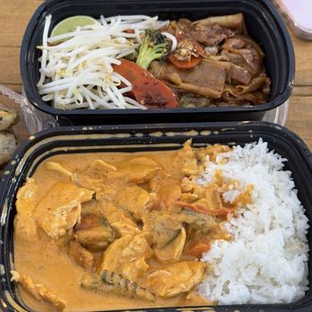 Poompui Thai Food - Pad See Ew - Thai Near Me - Portland, Oregon Poompui Thai Food - Pad See Ew - Thai Near Me - Portland, Oregon