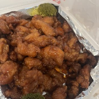 Lucky China - Orange chicken , worse than pandas express - Chinese Near Me - Henderson, Nevada