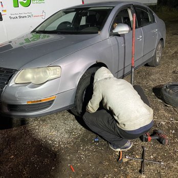 Nardo's Towing - After hour tire service - Towing Near Me - Chicago Heights, Illinois Nardo's Towing - After hour tire service - Towing Near Me - Chicago Heights, Illinois