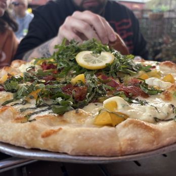 Hideaway House - Kat's Way* - Pizza Near Me - Sedona, Arizona Hideaway House - Kat's Way* - Pizza Near Me - Sedona, Arizona