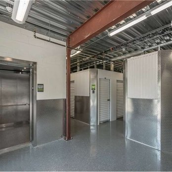 Extra Space Storage - Interior Units - Self Storage Near Me - Pinellas Park, Florida