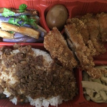 Chick & Tea - B1: GPie Rice Plate/Noodles Soup ($11.49)- Skip the rice plate and just get the GPie! 5/5 stars for GPie, 2.5/5 stars for rice plate. - Taiwanese Near Me - Sunnyvale, California Chick & Tea - B1: GPie Rice Plate/Noodles Soup ($11.49)- Skip the rice plate and just get the GPie! 5/5 stars for GPie, 2.5/5 stars for rice plate. - Taiwanese Near Me - Sunnyvale, California