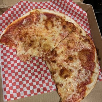 Union Pizza Company - Soggy NY Cheese pizza. Didn't even seem fully cooked on the bottom of the crust. - Pizza Near Me - Manhattan Beach, California Union Pizza Company - Soggy NY Cheese pizza. Didn't even seem fully cooked on the bottom of the crust. - Pizza Near Me - Manhattan Beach, California