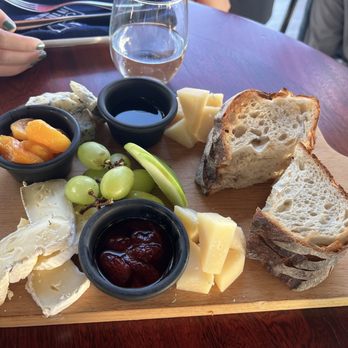 jazz on the rocks - Local cheese board - Diners Near Me - Cabo San Lucas, BCS